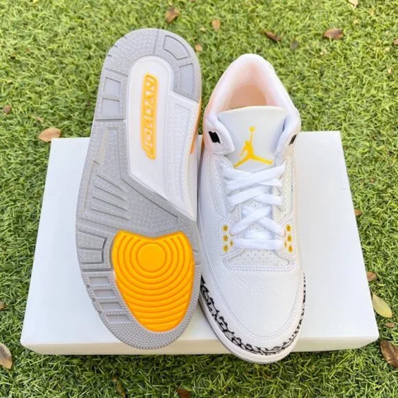 Nike Air Jordan 3 retro white orange shoes - Picture 2 of 4